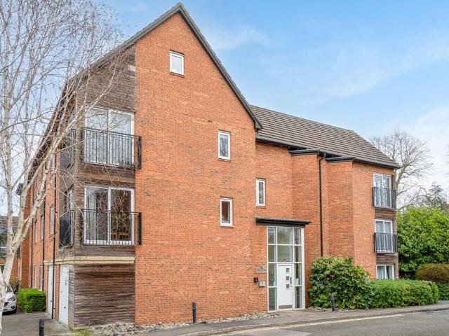 Flat for sale in High Field, York