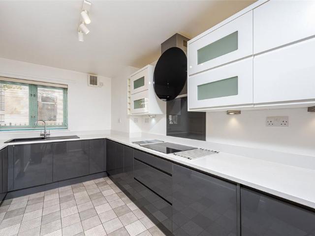 Flat for sale in Greater London