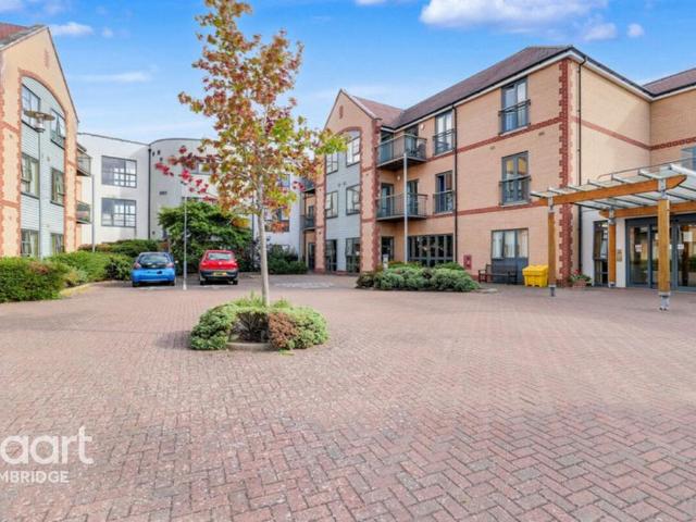 Flat for sale in Arrington, Cambridgeshire