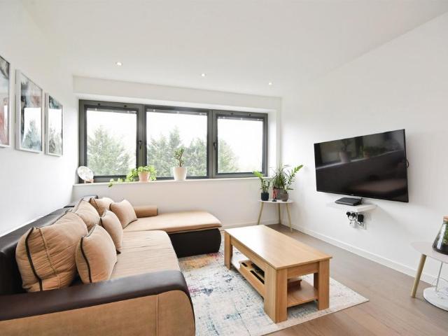 Flat for sale in Brook Street, Navestock Side