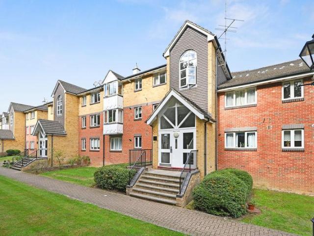 Flat for sale in London Borough of Harrow, Greater London