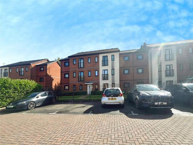 Flat for sale in Bilston, Wolverhampton
