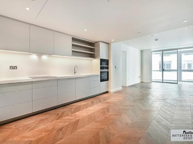 Flat for sale in Nine Elms, Greater London