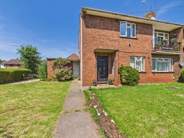 Flat for sale in Feckenham, City Of Bristol