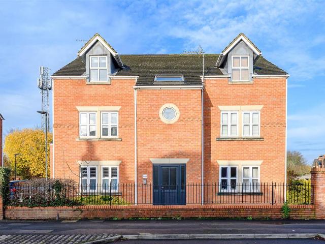 Flat for sale in High Field, York