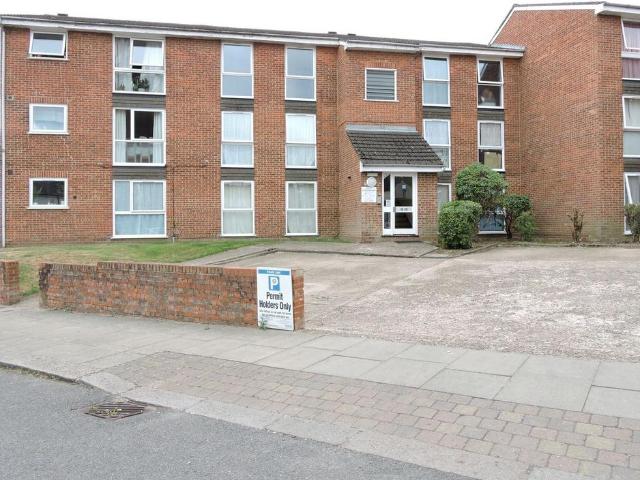 Flat for sale in Greater London