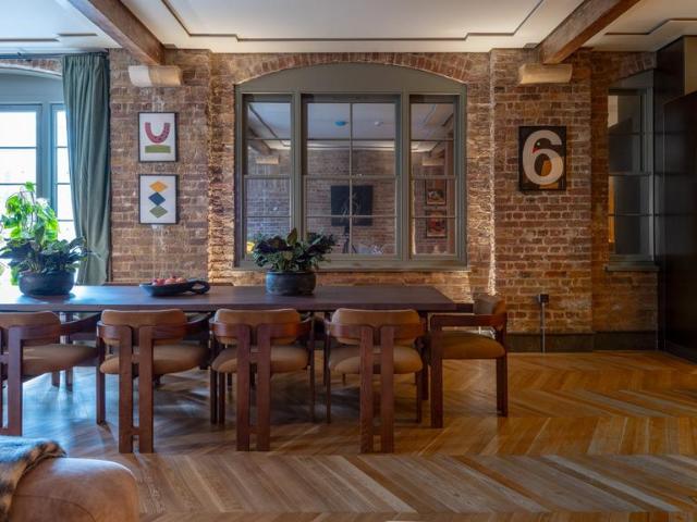 Flat for sale in Chalk Farm, Greater London