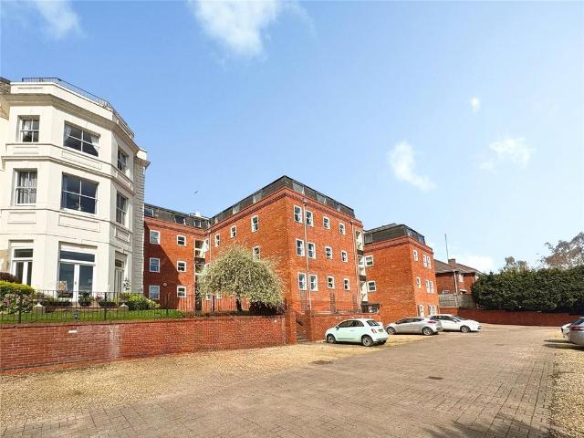 Flat for sale in Ladyes Hills, Green Close