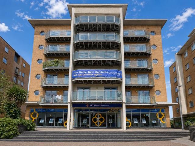 Flat for sale in Hythe, Fordham Heath