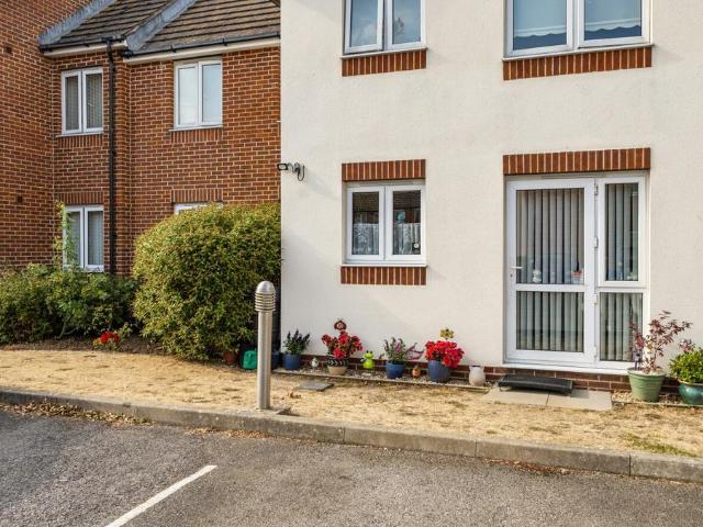 Flat for sale in Clapham, West Sussex