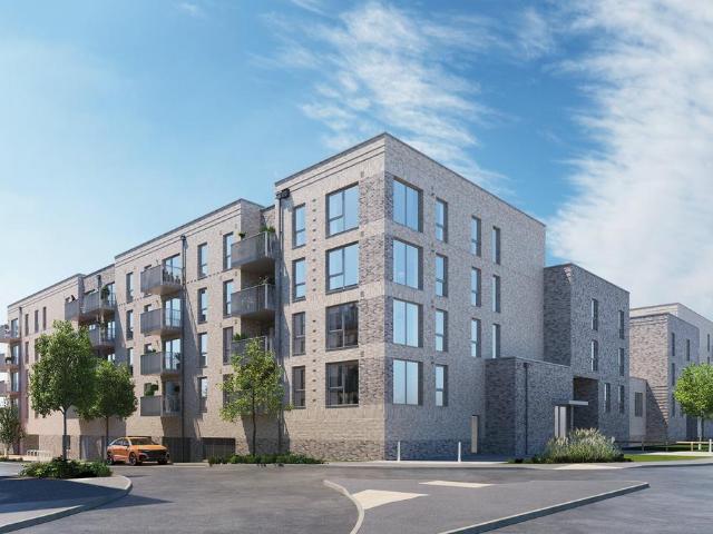 Flat for sale in Worcester Park Estate, Monks Orchard