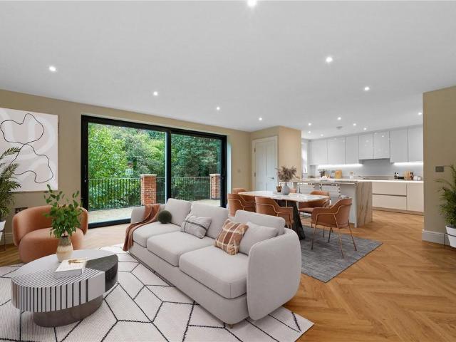 Flat for sale in Bentfield, Duton Hill