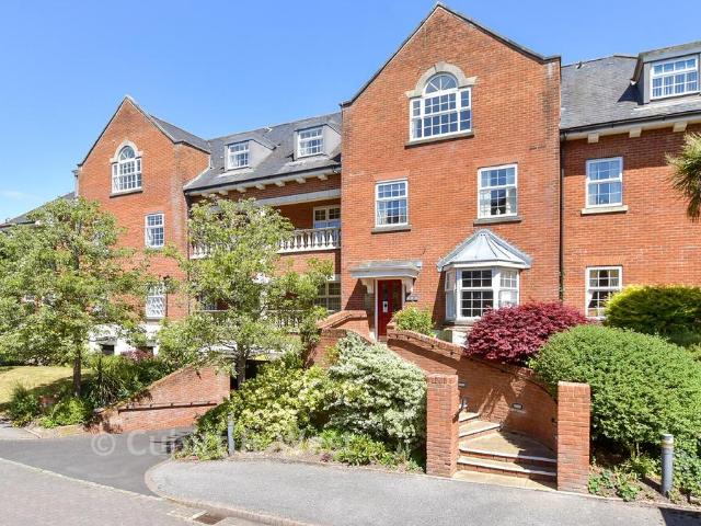 Flat for sale in New Town, Horsham