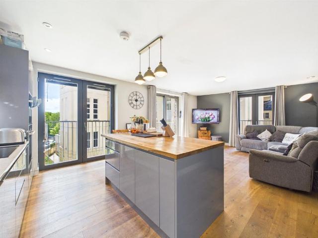 Flat for sale in Redcliffe, Feckenham
