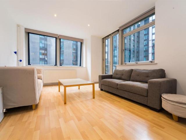 Flat for sale in City Centre, Georgia