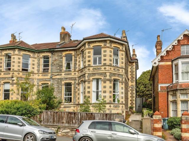 Flat for sale in Feckenham, City Of Bristol