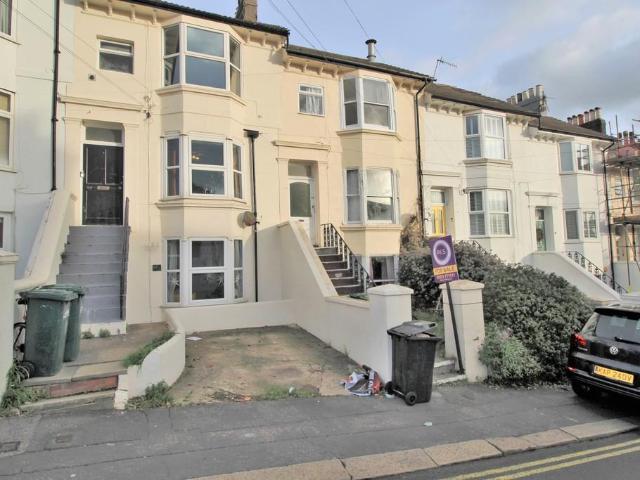 Flat for sale in Brighton & Hove