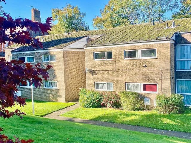 Flat for sale in Brixworth