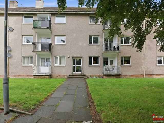 Flat for sale in Whitemoss, East Kilbride