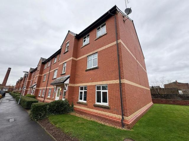 Flat for sale in Bedford, Wigan