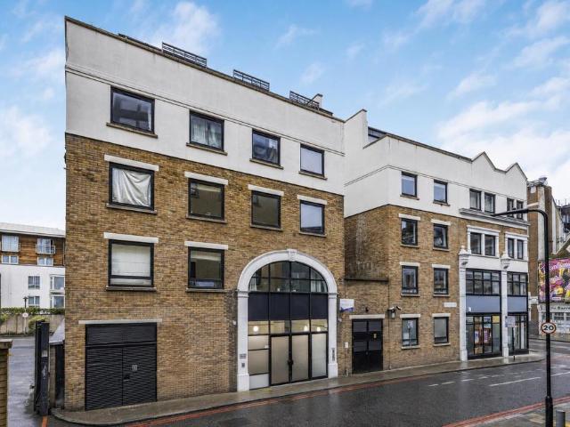 Flat for sale in Shoreditch, Greater London