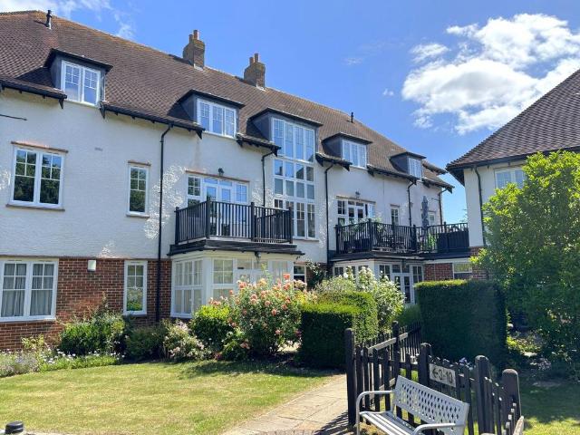 Flat for sale in Willian, Letchworth