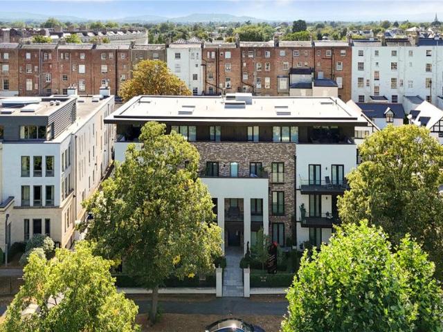 Flat for sale in Montpellier, Golden Valley