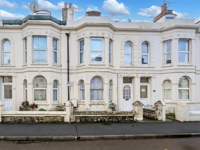 Flat for sale in Clapham, West Sussex