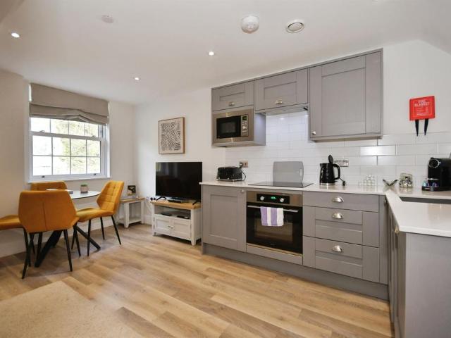 Flat for sale in Froggatt, East Midlands
