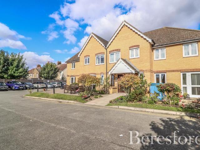 Flat for sale in Bocking, Braintree