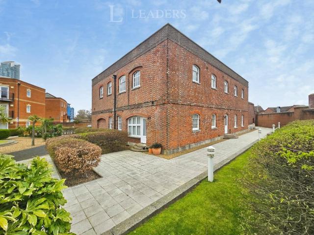 Flat for sale in Old Portsmouth, City Of Portsmouth