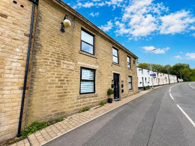 Flat for sale in Holme, Irwell Vale