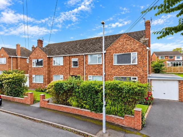 Flat for sale in Newton, Hoylake