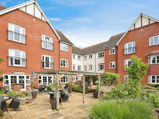 Flat for sale in Stratford-upon-Avon, Alderminster