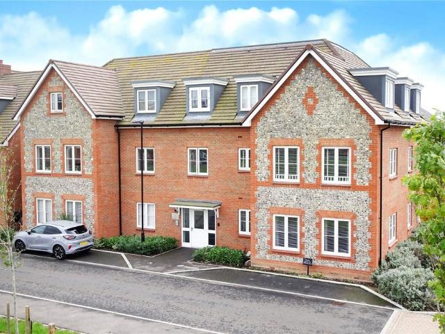 Flat for sale in Angmering, Clapham