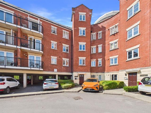 Flat for sale in Wymans Brook, Golden Valley