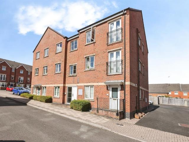 Flat for sale in Turves Green, West Midlands