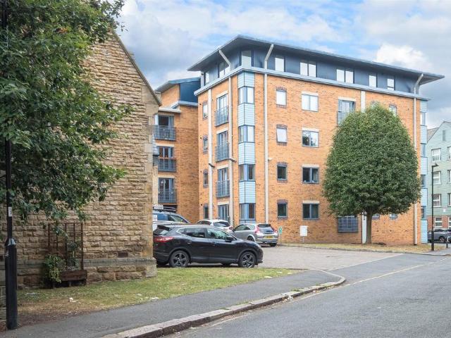 Flat for sale in City Centre, South Yorkshire