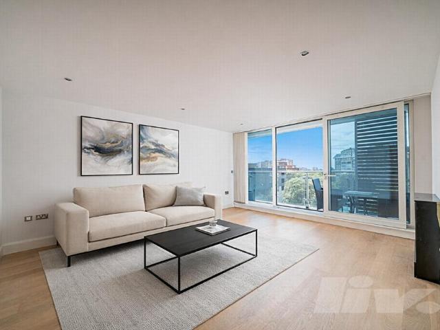 Flat for sale in Belsize Park, Greater London
