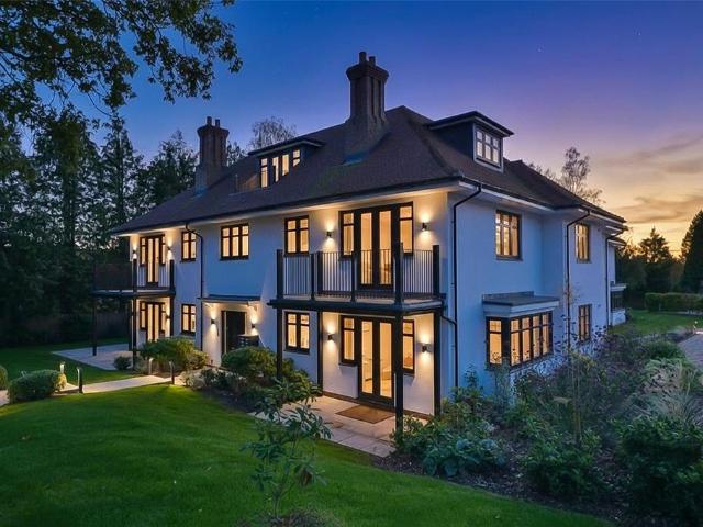 Flat for sale in West Chiltington, Horsham