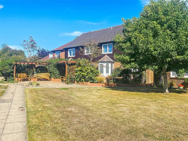 Flat for sale in Rustington, Clapham