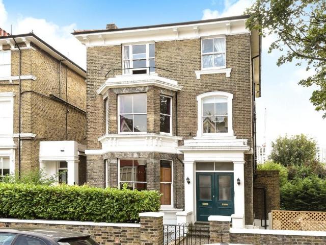 Flat for sale in London Borough of Lewisham, Deptford