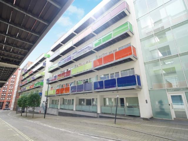 Flat for sale in Leylands, West Yorkshire