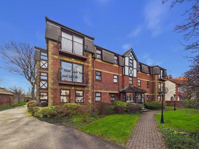 Flat for sale in Whitley Bay, Isle Of Man