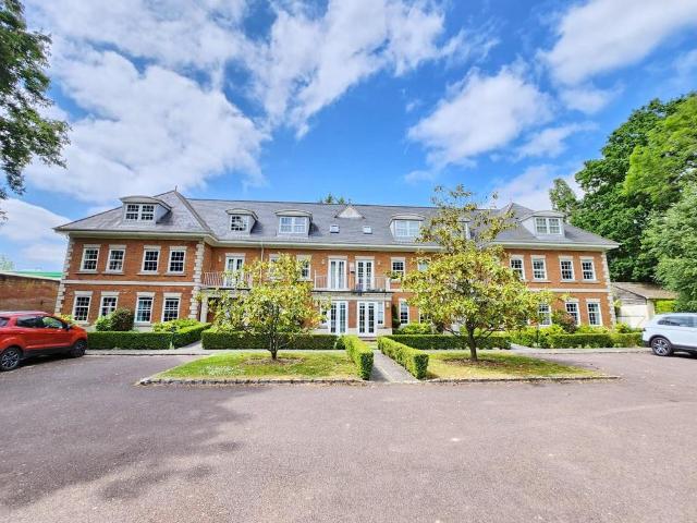 Flat for sale in Wokingham, Isle Of Man