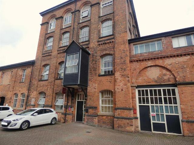 Flat for sale in Anglesey, Beamhurst