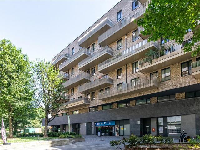 Flat for sale in London Borough of Ealing, Greater London