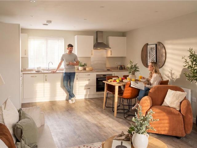 Flat for sale in Heol-las, Surrey