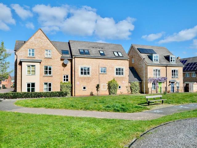 Flat for sale in Huntingdon, Cambridgeshire