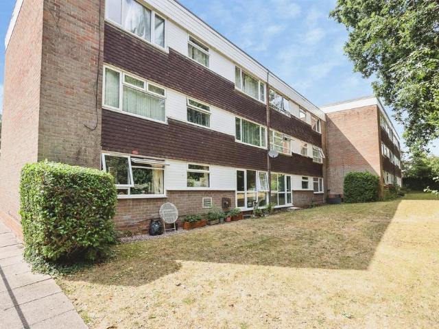 Flat for sale in West Midlands